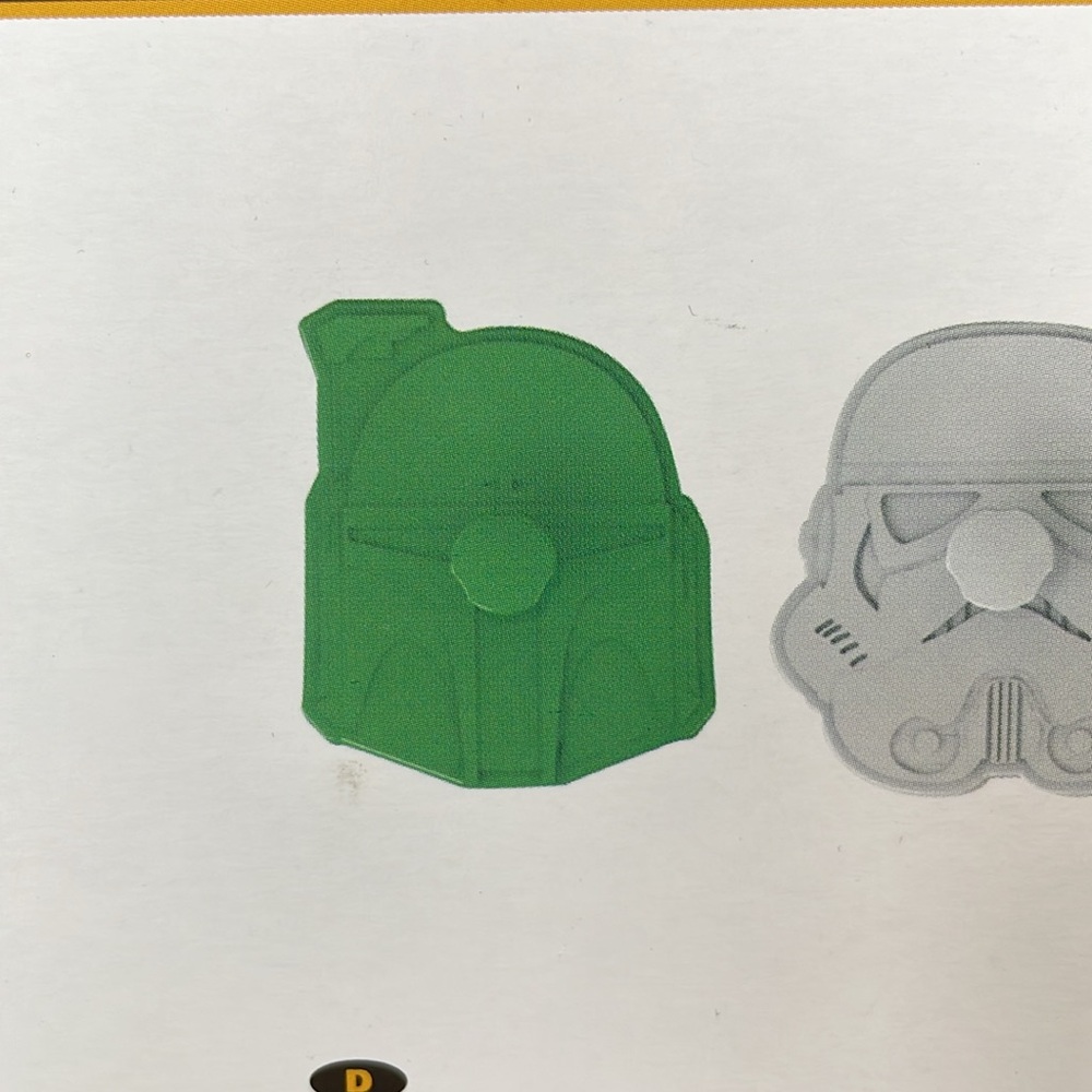 Star Wars cookie cutters - plastic easy release mechanism. - Picture 7 of 10